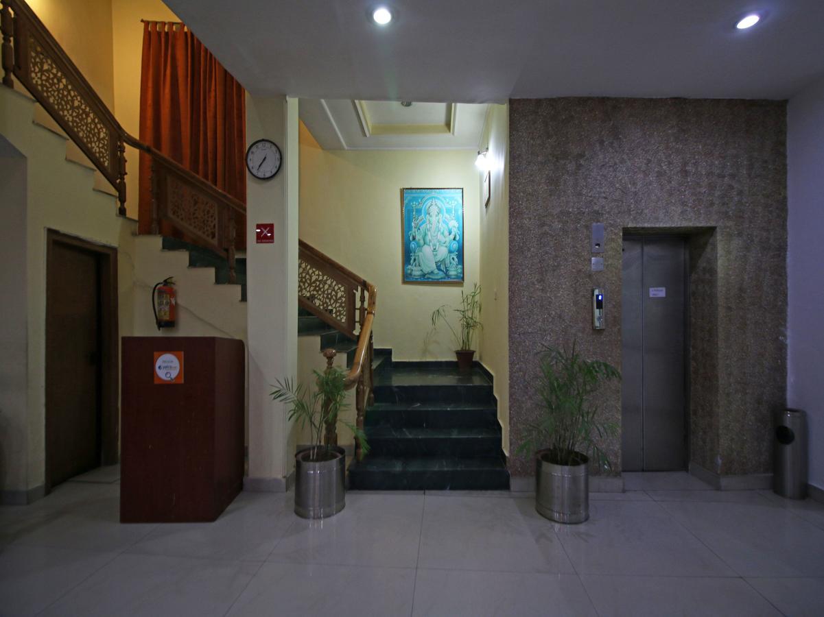 Oyo 5667 Katra Continental Hotel Exterior photo